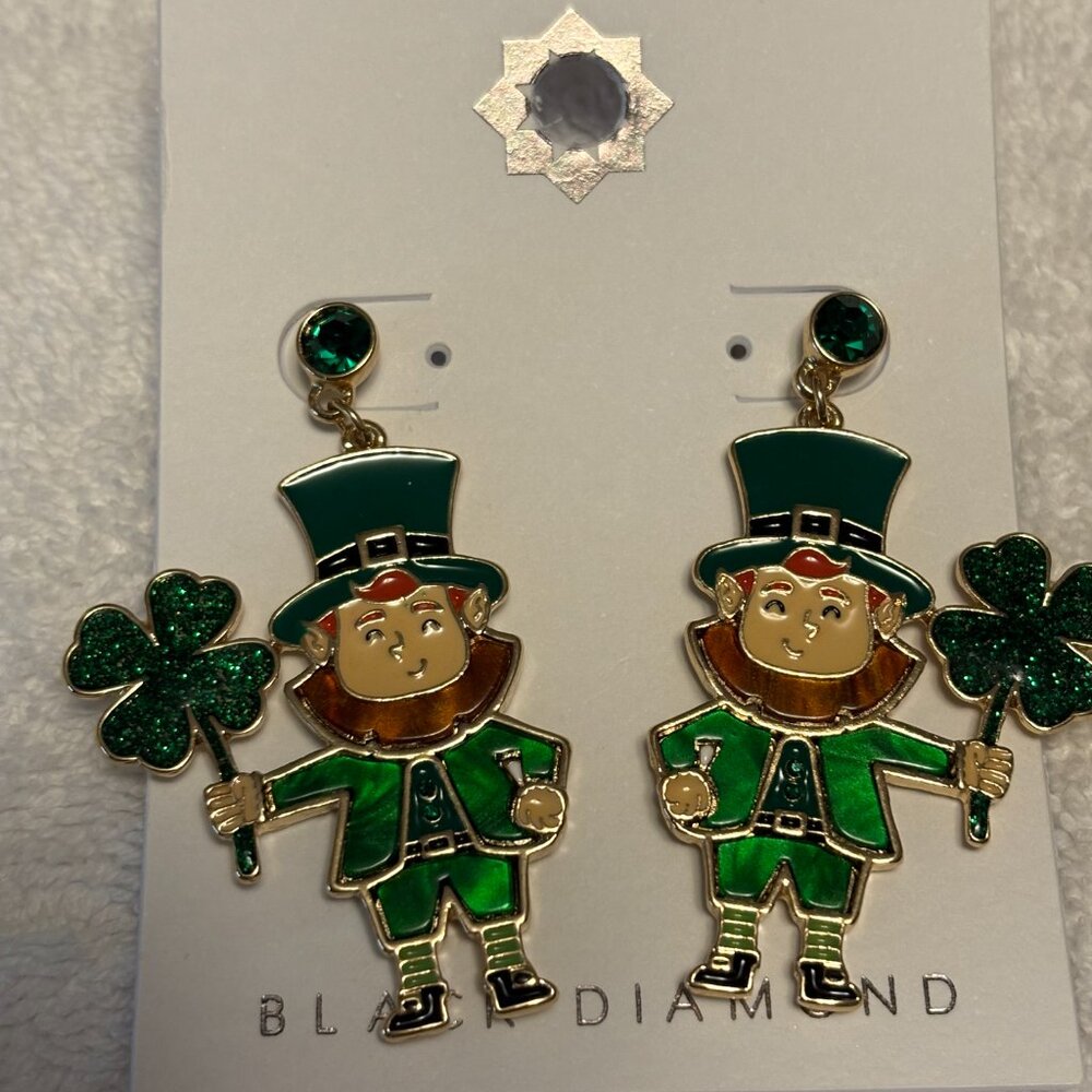 Leprechaun Ear Rings - Picture 5 of 6